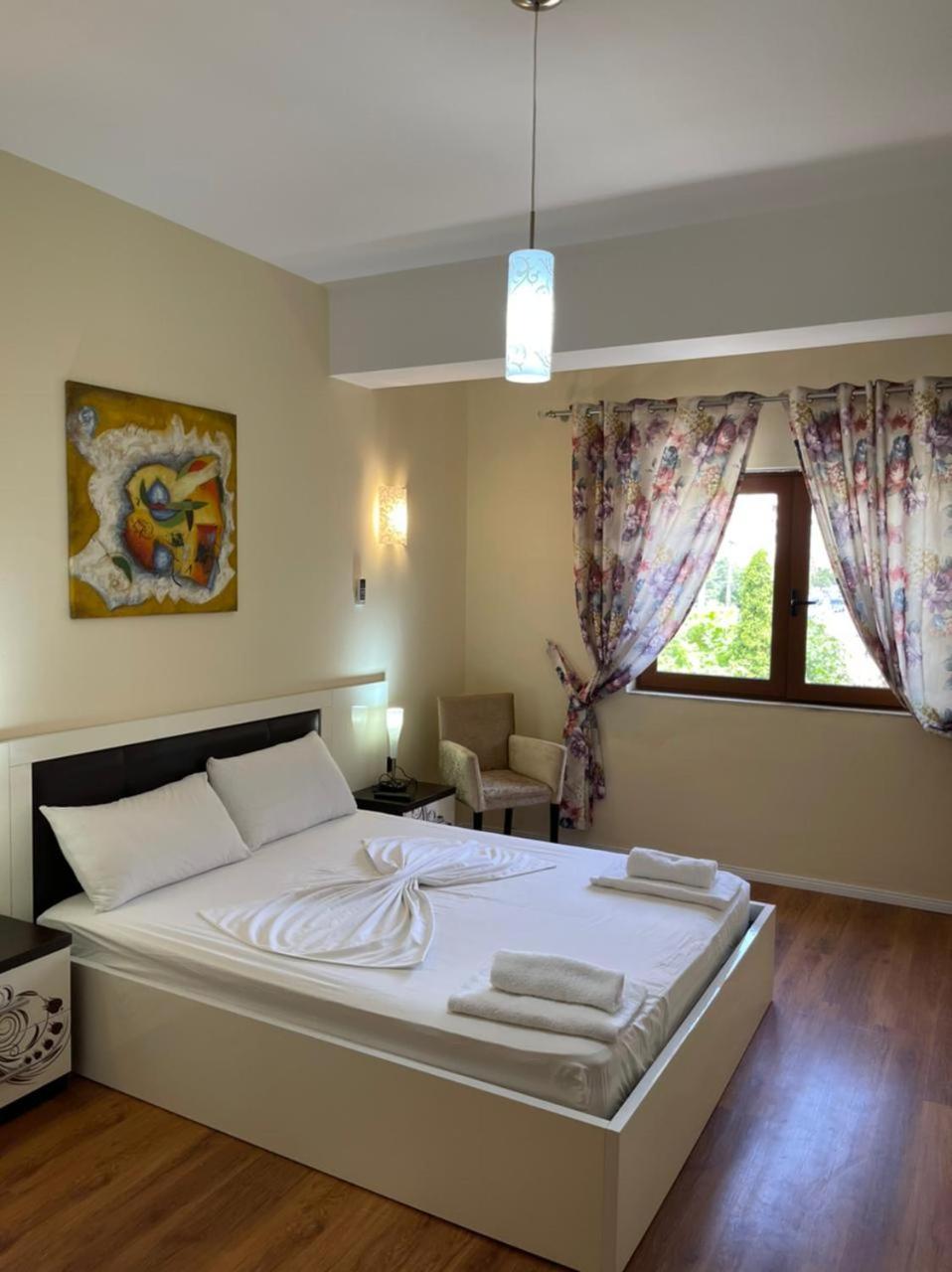 Hotel Ambasador Garden Lezhë Cameră foto
